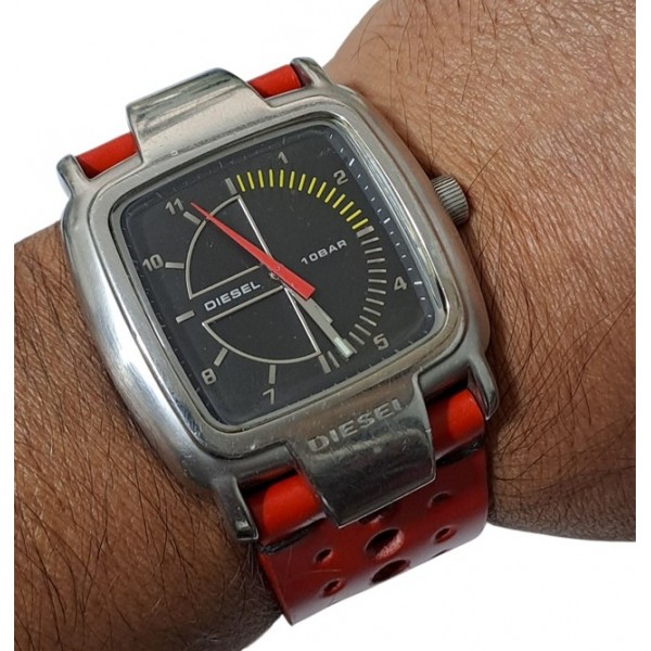 Diesel Saat Diesel DZ-4031 DZ4031 Kol Saati